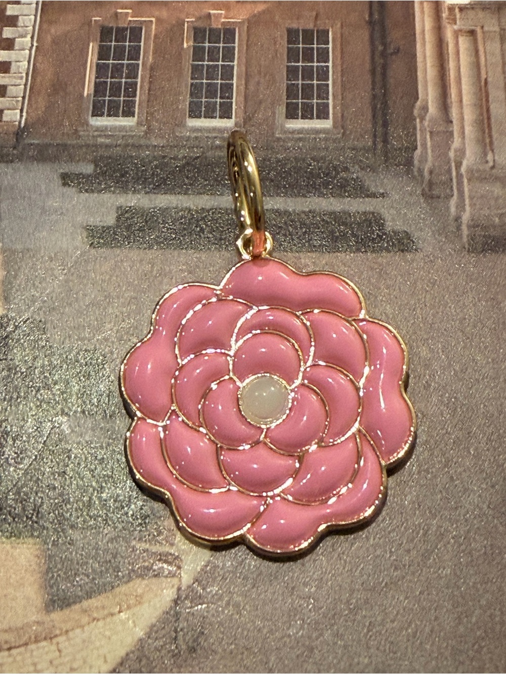 CHANEL Adorable Gold Pink Flower Pendant (Back: “CHANEL” Stamped) 🌷🌷🌷